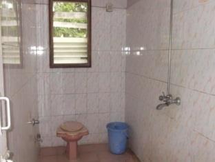 Hotel Indrayani Alandi Екстер'єр фото