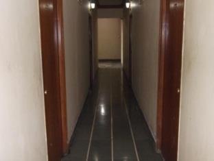 Hotel Indrayani Alandi Екстер'єр фото